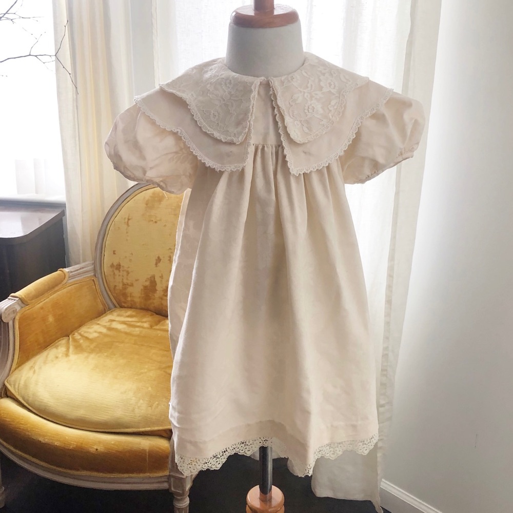 Little Girls Vintage Cream Lace Trimmed Dress